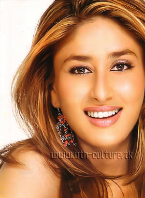kareena031an1id.jpg